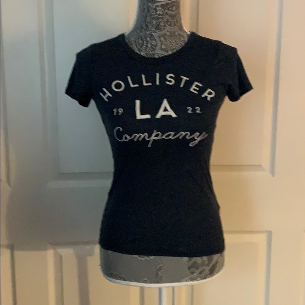 Dark blue Hollister logo t-shirt